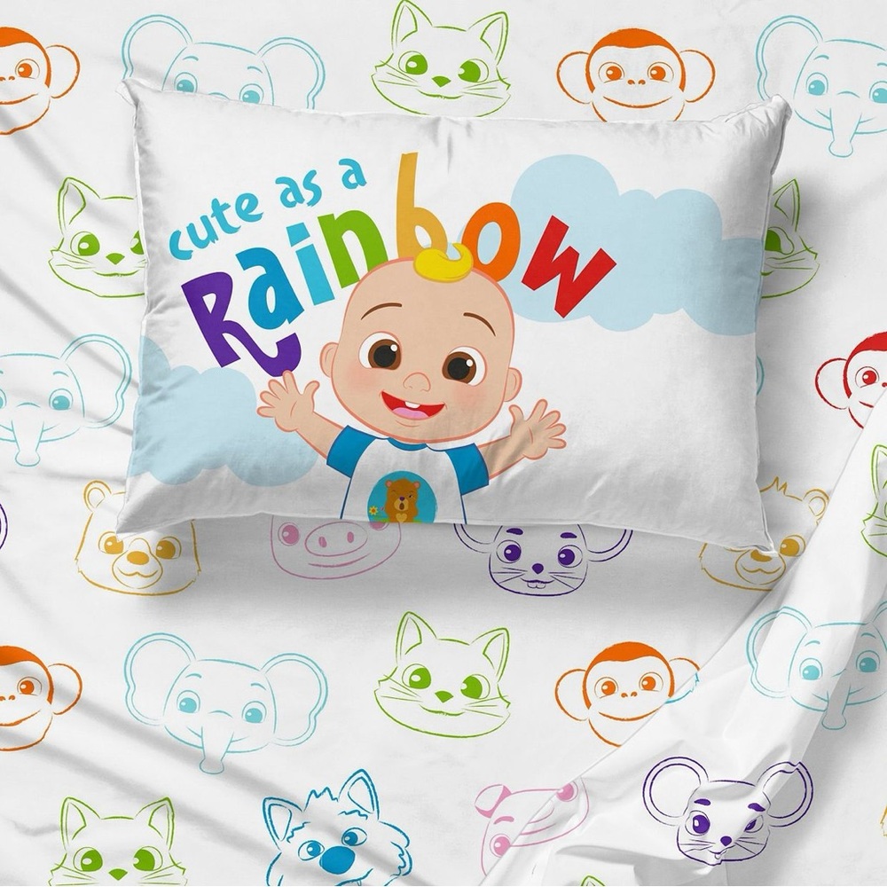 Cocomelon Sheet set with 2 pillowcases.